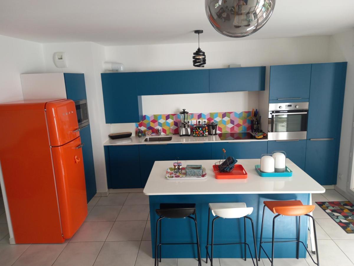 Bel Appartement Avec Terrasse - Plage De Carro A Pied Martigues Exterior photo